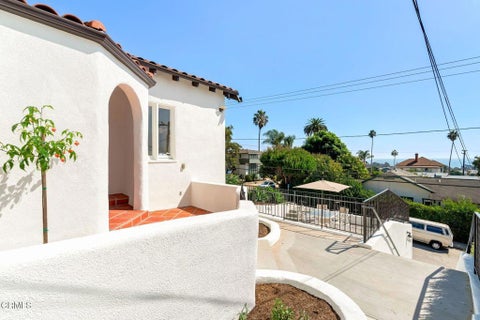 Tiny photo for 1293 Buena Vista Street, Ventura, CA 93001 (MLS # V1-38944)