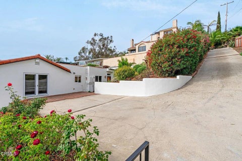 Tiny photo for 1293 Buena Vista Street, Ventura, CA 93001 (MLS # V1-38944)