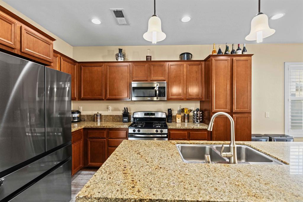 1828 Wolf Canyon Loop