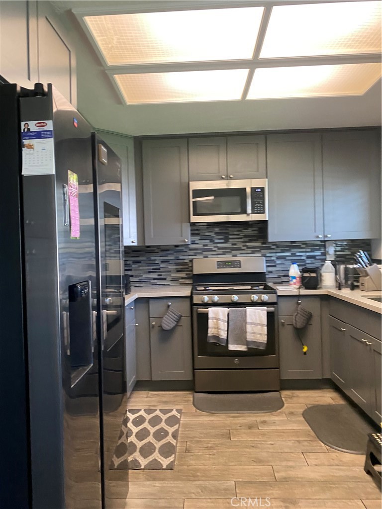 24925 Escondido Court