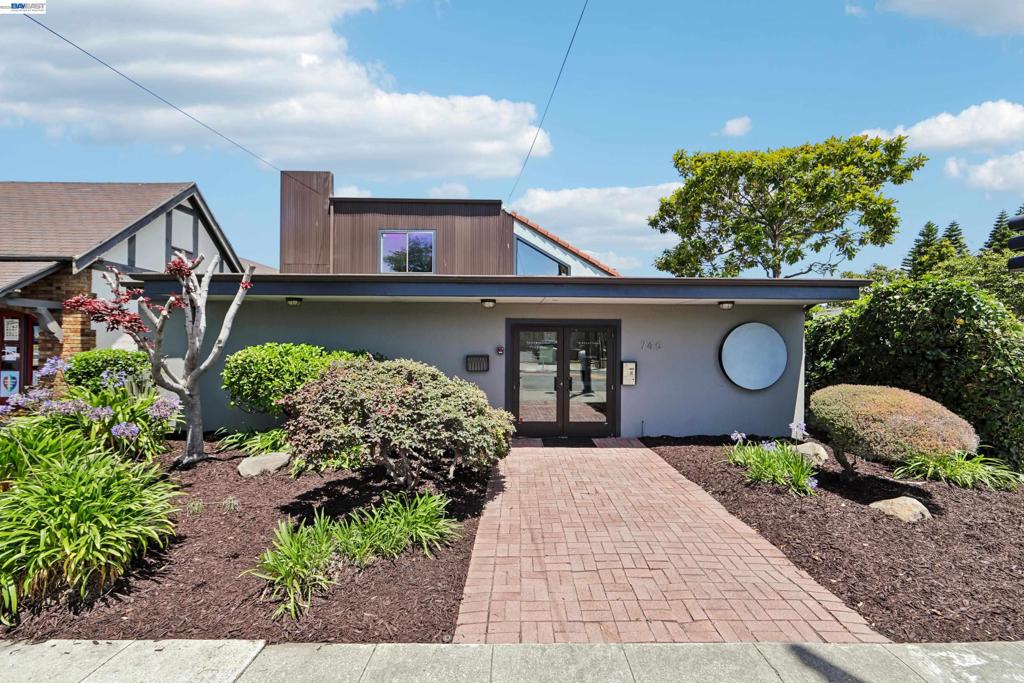 745 Buena Vista Avenue