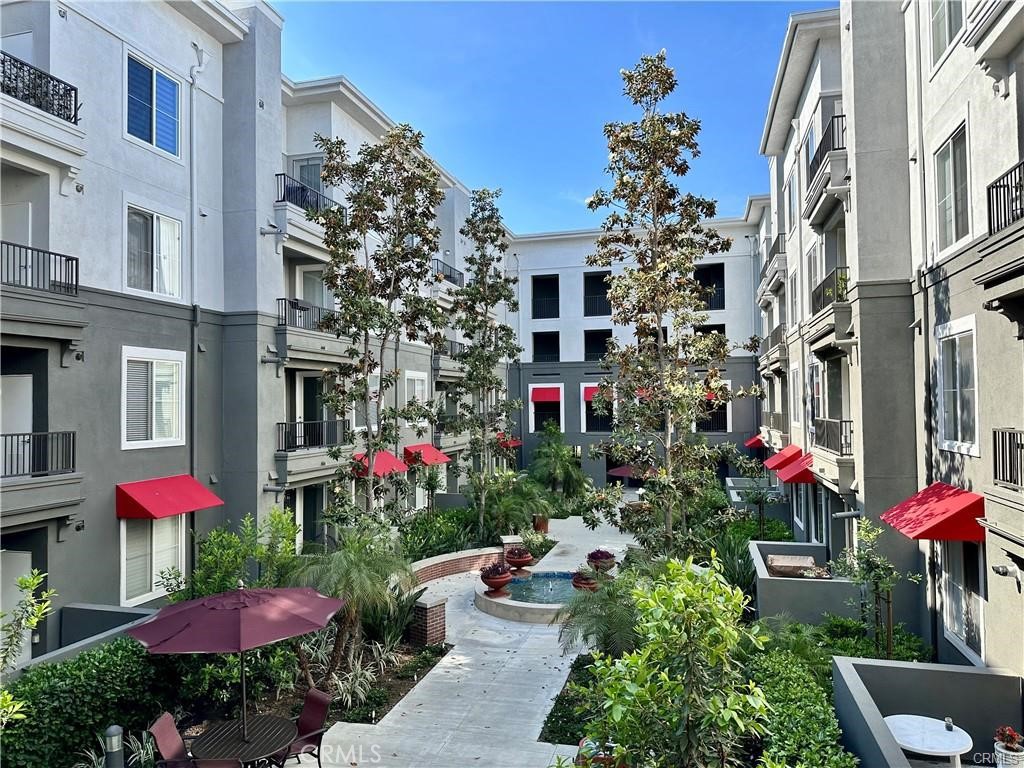 1801 E Katella Avenue 2114