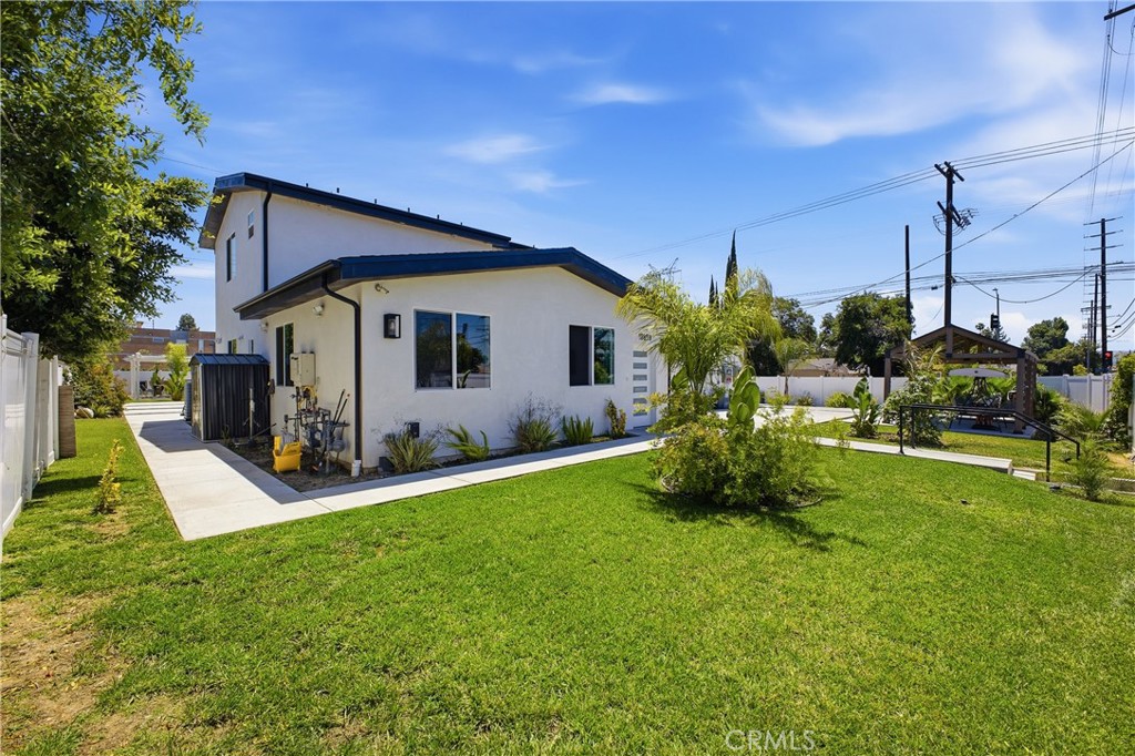 18853 Saticoy