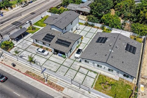 Photo of 18853 Saticoy, Reseda, CA 91335 (MLS # GD26113157)