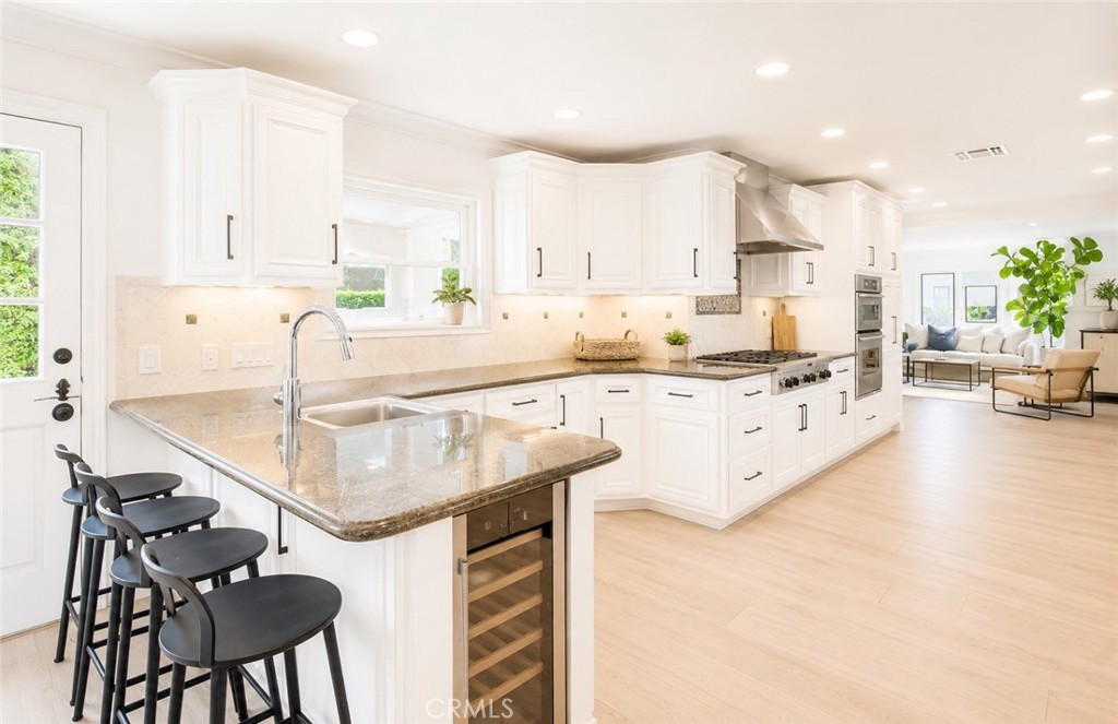 501 Aliso Ave.