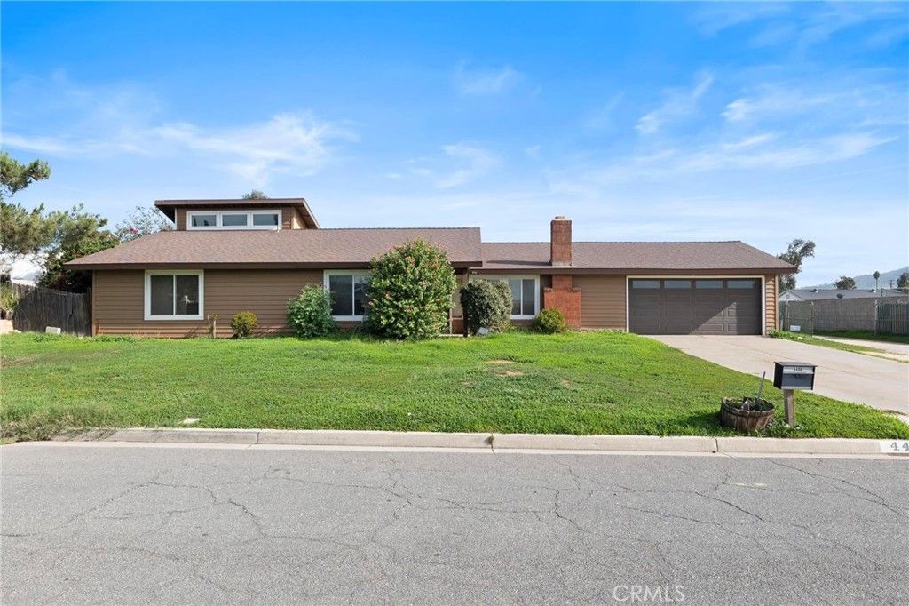 Photo of 4496 Shetland Lane, Jurupa Valley, CA 92509 (MLS # CV25278982)