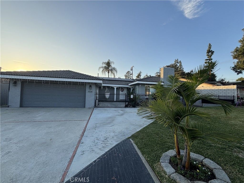 Photo of 1036 E Covina Hills Rd, Covina, CA 91724 (MLS # PW25278898)