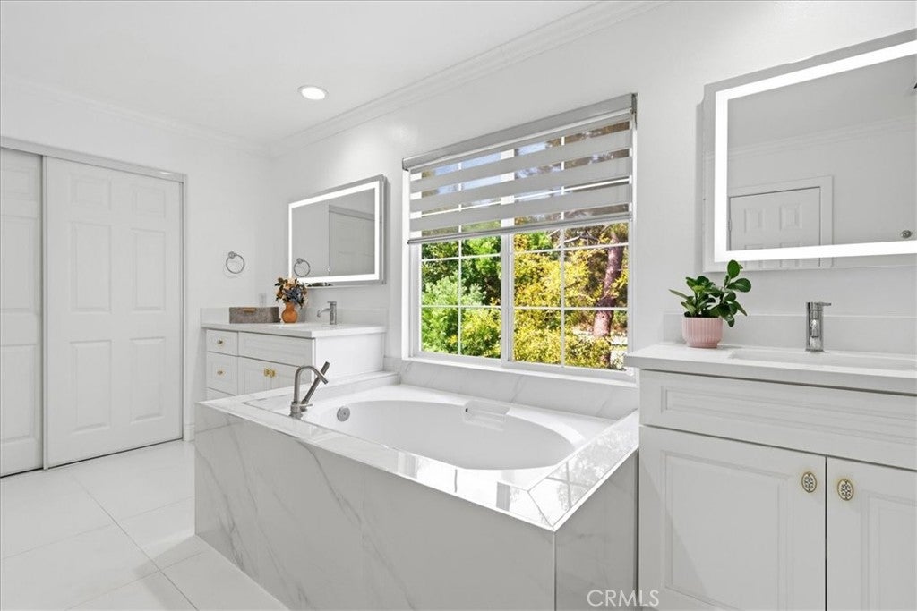 98 Winslow, Irvine CA 92620 - Photo 22