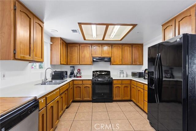 Properties 4 66559 Acoma Avenue