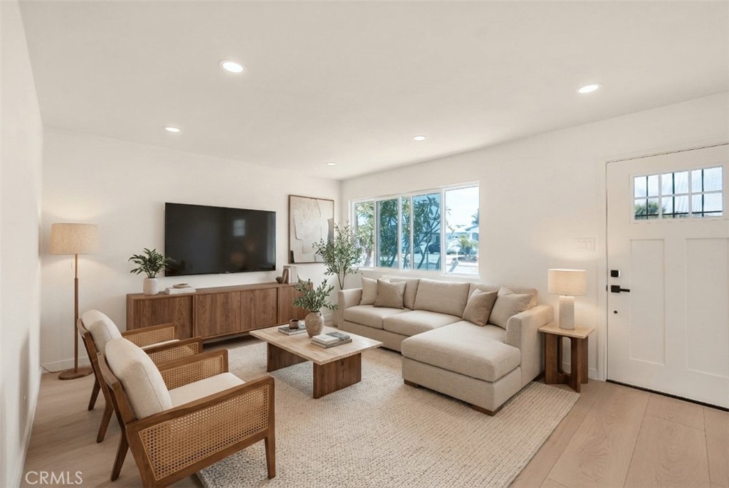 3648 Seaflower Lane