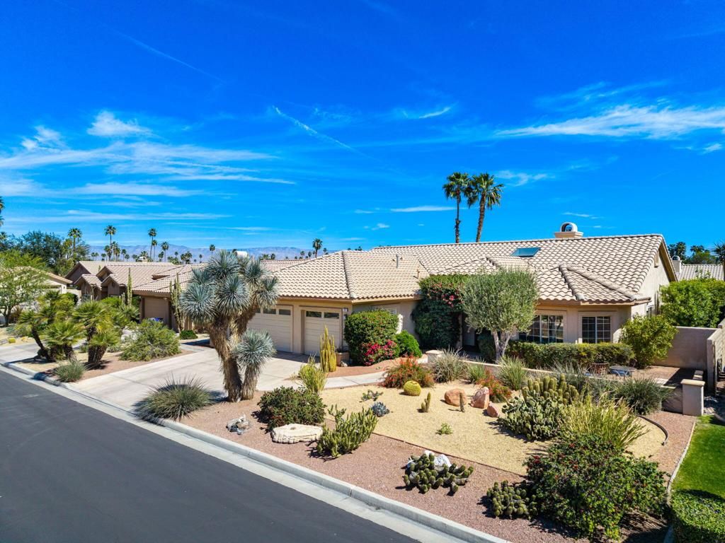 Photo of 9 White Sun Way, Rancho Mirage, CA 92270 (MLS # 219144971DA)