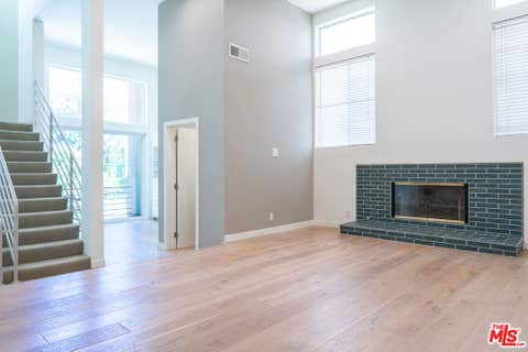 Photo of 633 Museum Drive, Los Angeles, CA 90065 (MLS # 26852323)