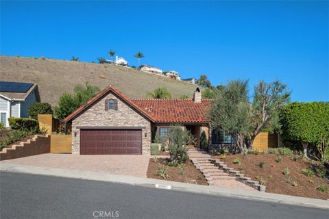Photo of 25861 Avatar, Laguna Niguel, CA 92677 (MLS # OC26222656)
