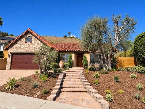 Photo of 25861 Avatar, Laguna Niguel, CA 92677 (MLS # OC26222656)