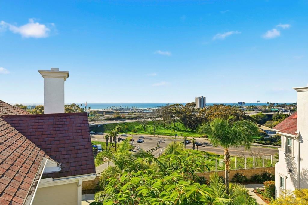 845 Harbor Cliff Way Way