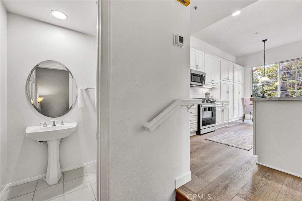Properties 4 12695 Nicklaus Lane