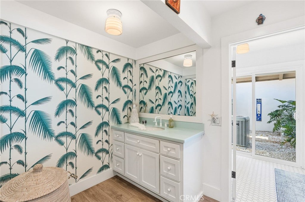 416 Onda, Newport Beach CA 92660 - Photo 20