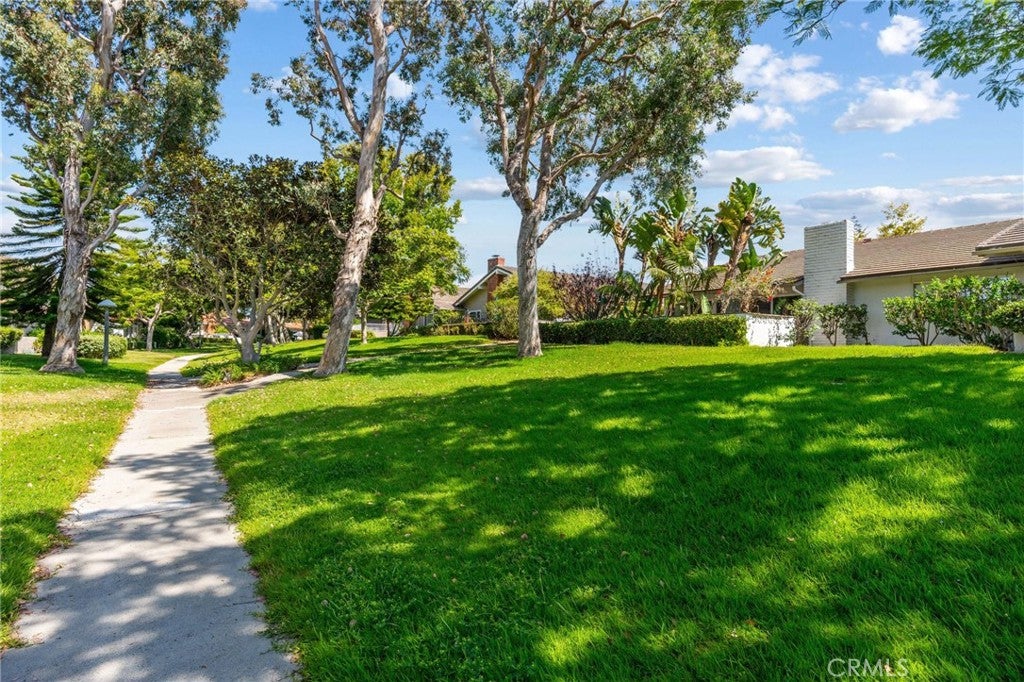 416 Onda, Newport Beach CA 92660 - Photo 32
