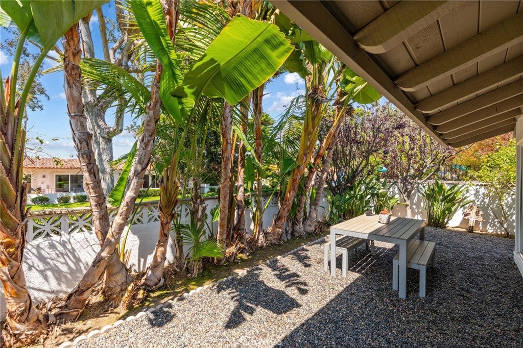416 Onda, Newport Beach CA 92660 - Photo 29