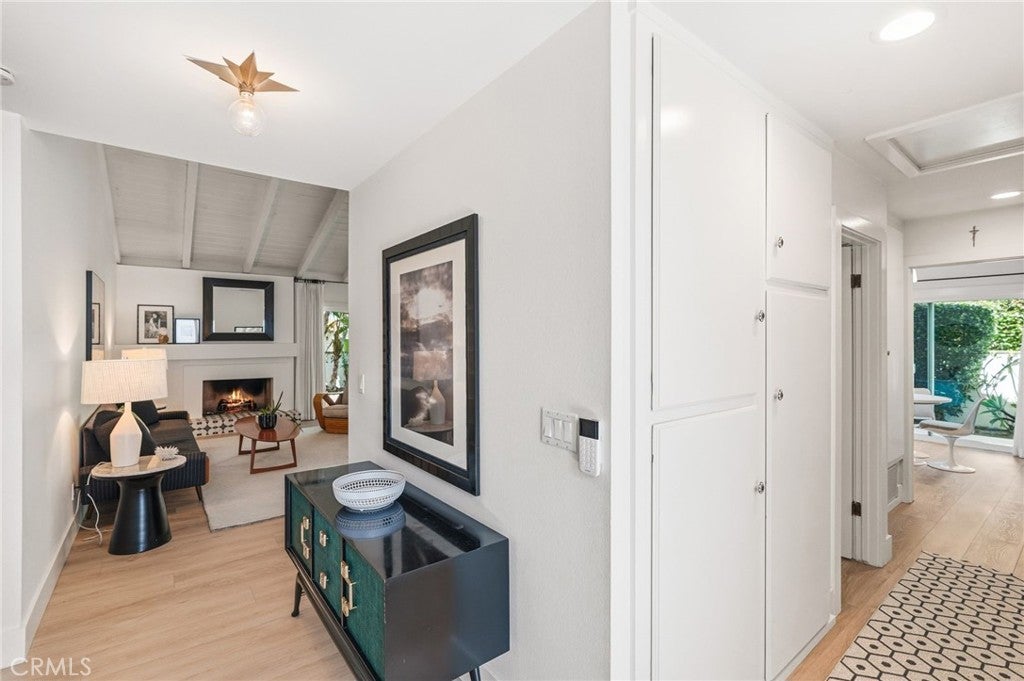 416 Onda, Newport Beach CA 92660 - Photo 8