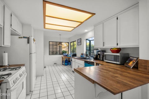 Tiny photo for 2930 Windward Way, Oxnard, CA 93035 (MLS # V1-39160)