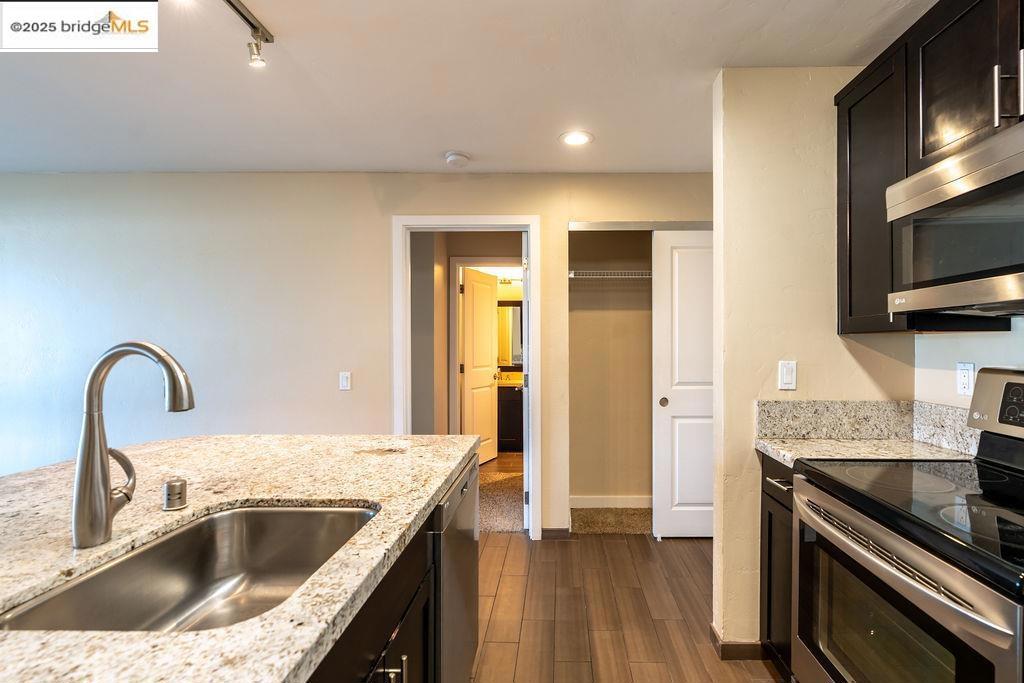 EMERYVILLE - Residential