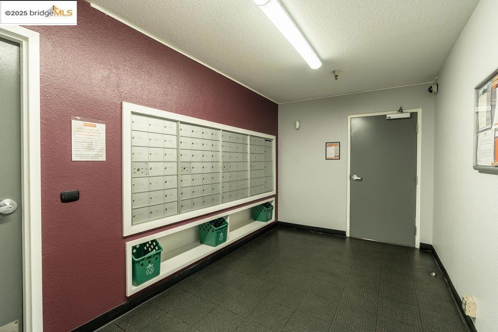 EMERYVILLE - Residential