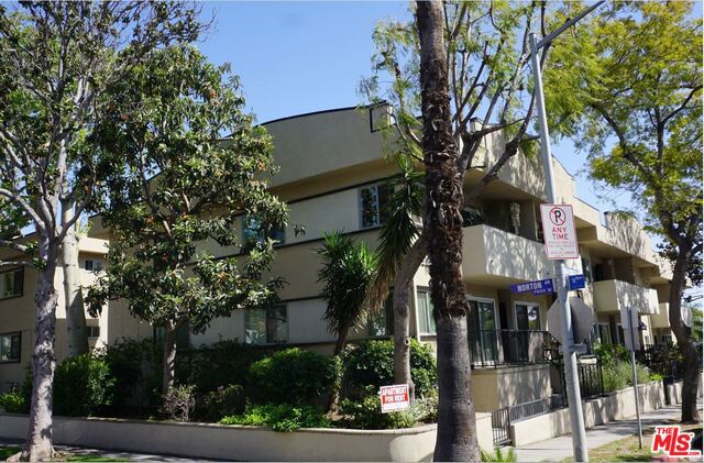 Hayworth-Norton is a well-maintained property that is separately metered for gas and electric, serviced by two central water heaters, and has new copper plumbing and new windows throughout. The property offers two on-site laundry facilities (machines owned by building) and gated parking with 24 covered parking spaces. Units have wall units for heating and cooling, ample storage space, and gas stoves. Several of the units have been extensively renovated with vinyl plank and tile flooring, new kitchen cabinetry, new quartz countertops, new stainless steel appliances including stoves, refrigerators, dishwashers, and microwaves, recessed lighting, ceilings fans, and new bathrooms. All units have a private patio or private balcony. Approximately four units will be delivered vacant. The property is subject to the City of West Hollywood Rent Control Ordinance and City of West Hollywood Soft Story Retrofit Requirement.