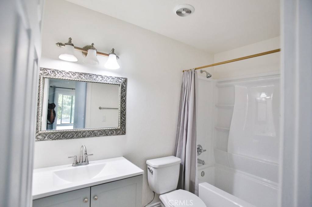 Monticello Townhomes (MONT) - Residential Lease