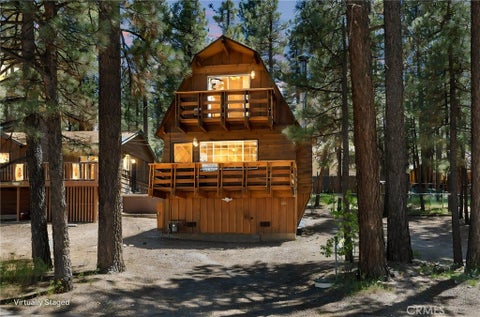 Photo of 626 W Aeroplane Boulevard, Big Bear City, CA 92314 (MLS # IG26143007)