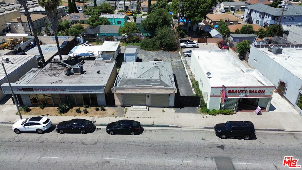 Retail Commercial Building with Parking Available For Sale in the City of Compton. Consisting of a 1180 sq ft building sitting on a 5200 sq ft lot. Title says 4,300 sq ft lot but it hasn't been updated since they removed the alley and made it part of the property. Property is Zoned COCL (limited commercial) and has a multitude of uses. Refer to link for Permitted Uses https://ecode360.com/35622209#35622635 Call or Text OMAR (562)469-9695 For Any Questions. ****SELLER FINANCE AVAILABLE****