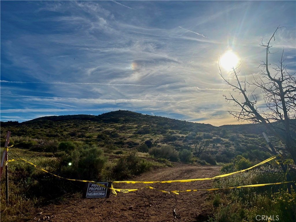 Photo of 0 Bowen Ranch Road, Apple Valley, CA 92308 (MLS # CV26063622)