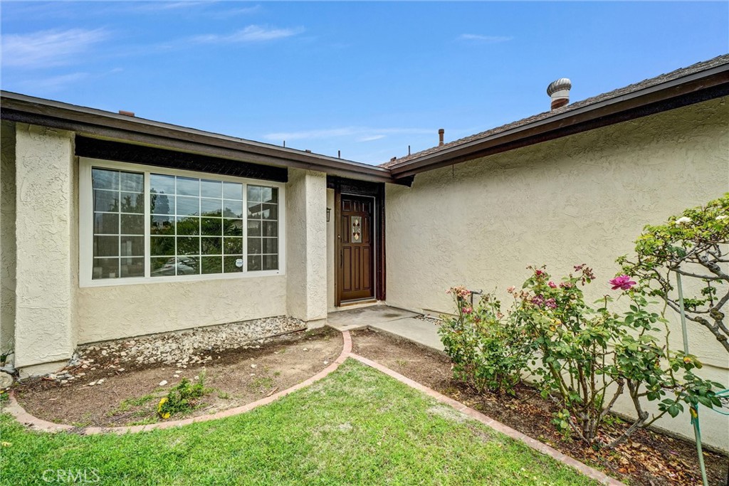 1746 Rada Road