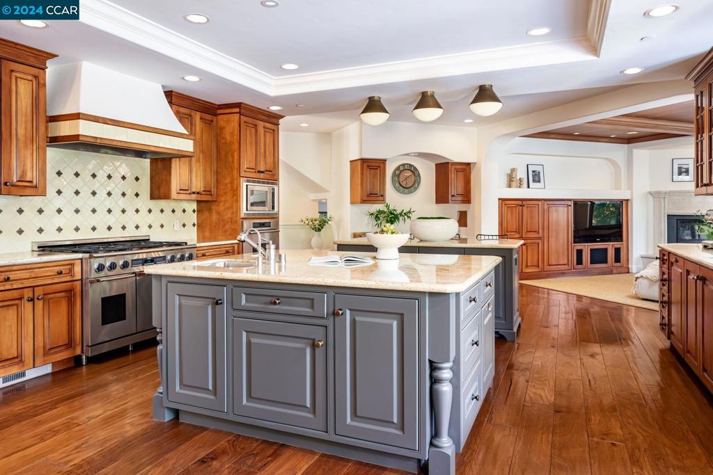 UPPER HAPPY VLY - Residential