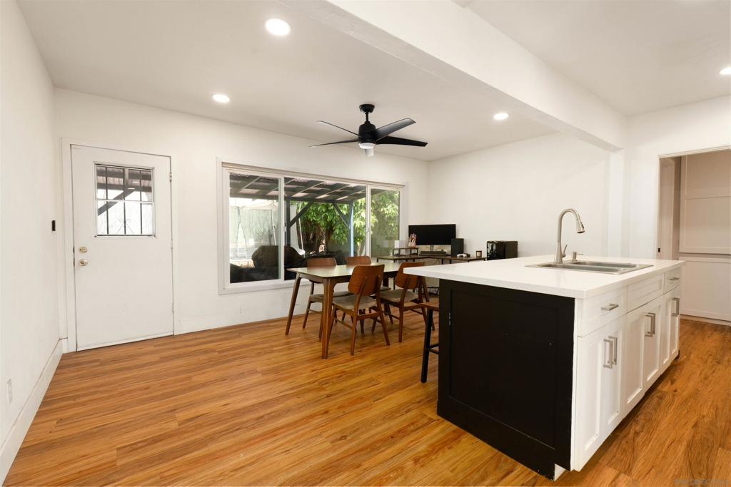 1015 4th Ave.