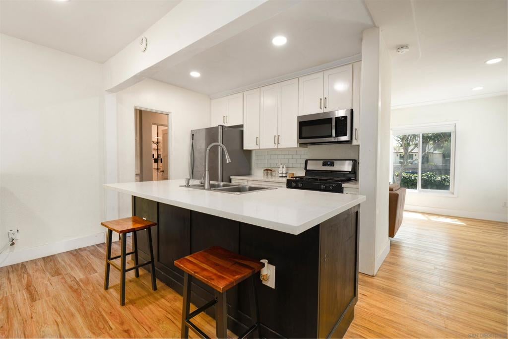 1015 4th Ave.
