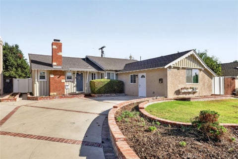Photo of 21043 Hemmingway Street, Canoga Park, CA 91304 (MLS # GD26222374)