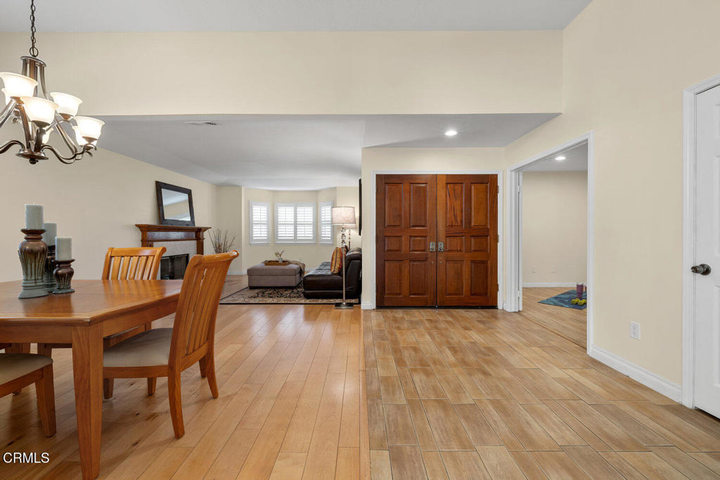 286 Golden Fern Court