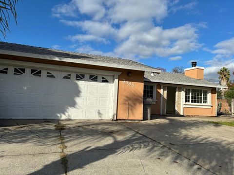 3885 Samos Way Sacramento CA 95823