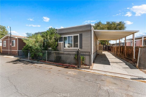 Photo of 3300 15th ST W #368, Rosamond, CA 93560 (MLS # SR26211381)