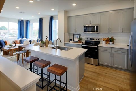 Tiny photo for 9528 Hannah Way, Riverside, CA 92503 (MLS # CV26087331)