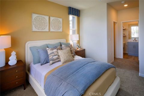 Tiny photo for 9528 Hannah Way, Riverside, CA 92503 (MLS # CV26087331)