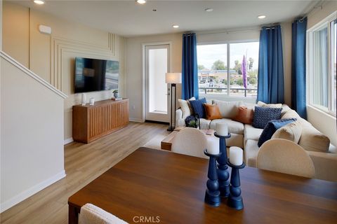 Tiny photo for 9528 Hannah Way, Riverside, CA 92503 (MLS # CV26087331)