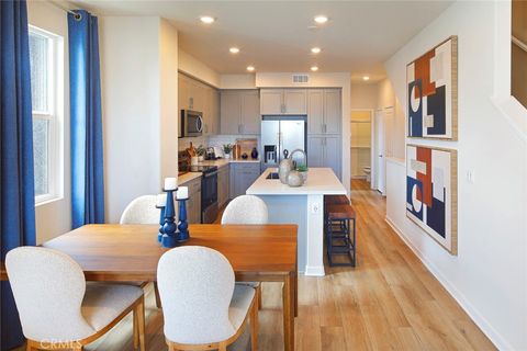 Tiny photo for 9528 Hannah Way, Riverside, CA 92503 (MLS # CV26087331)