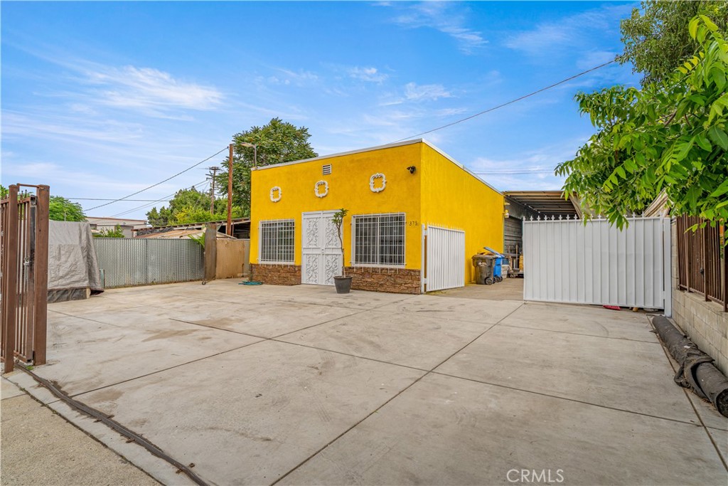 1375 W 3rd Street