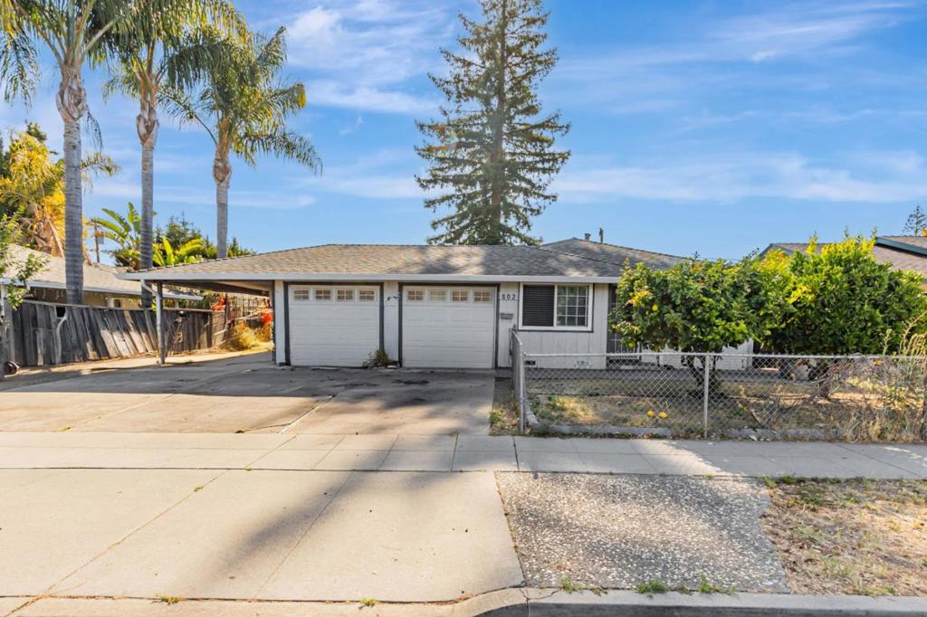Unlock the possibilities with this income-generating duplex, ideal for both investors and owner-occupants seeking passive income. Unit 800 has 2bed/1bath, 1 car garage. Unit 802 has 3bed/2bath, 1 car garage, both with thoughtfully laid out to provide comfort, privacy, and functionality. Located in a great area of San Jose, near San Jose City College, Santa Clara Valley Medical Center, Valley Fair. Tenants have been given notice to vacate