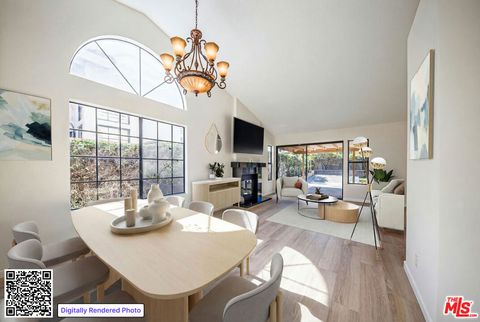 Photo of 15632 Meadow Drive, Santa Clarita, CA 91387 (MLS # 26858407)
