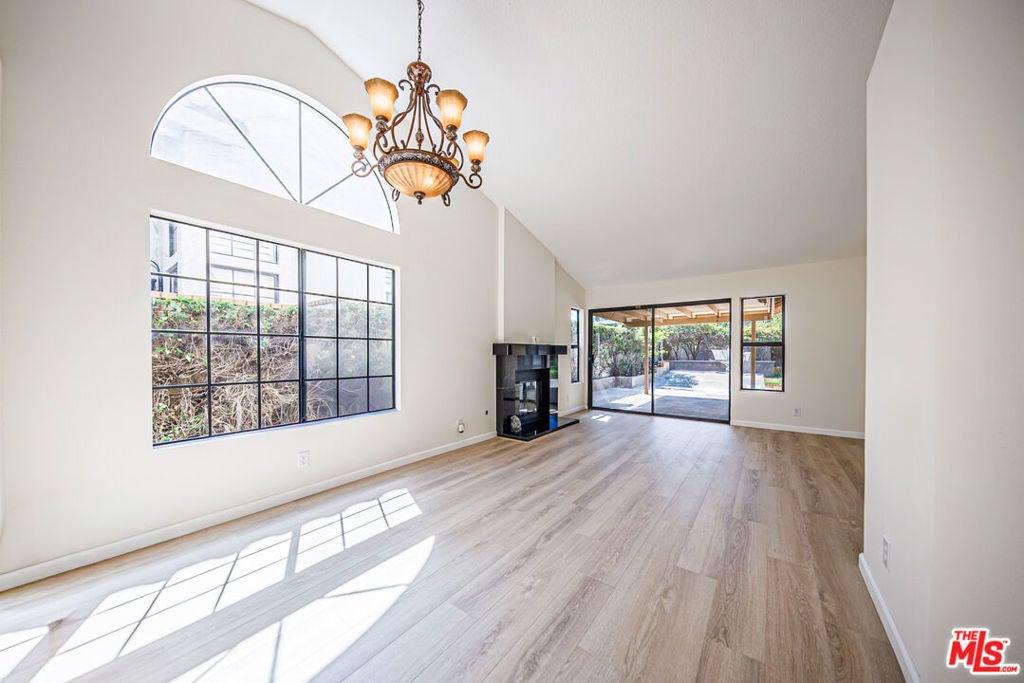 15632 Meadow Drive