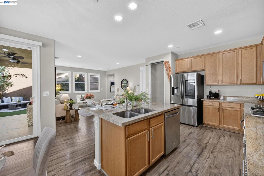 304 Misty Cir