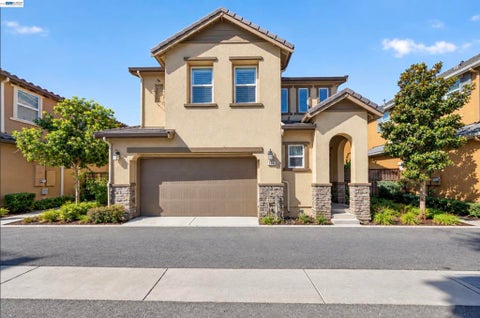 Photo of 304 Misty Cir, Livermore, CA 94550 (MLS # 41148000)